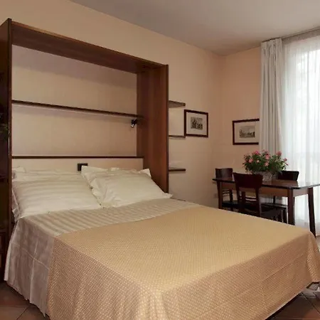 Aparthotel Residenza Le Cupole 3*